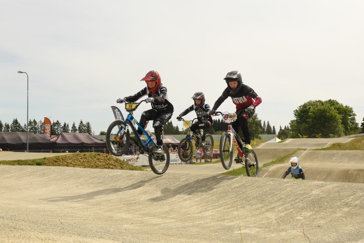 bmx-2-1280x854.jpg